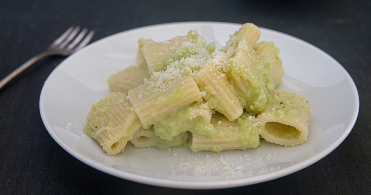 Authentic Broccoli Pasta: Creamy Italian Flavor in Under 30 Minutes (No Cream!)